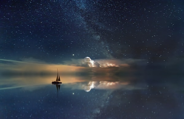 月亮与星空交相辉映